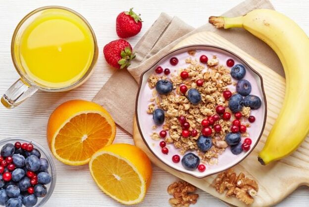 A balanced diet will help you adjust your weight and reduce the load on the joints due to arthrosis.